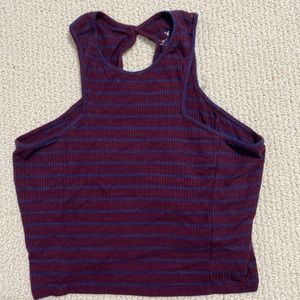 American eagle crop top